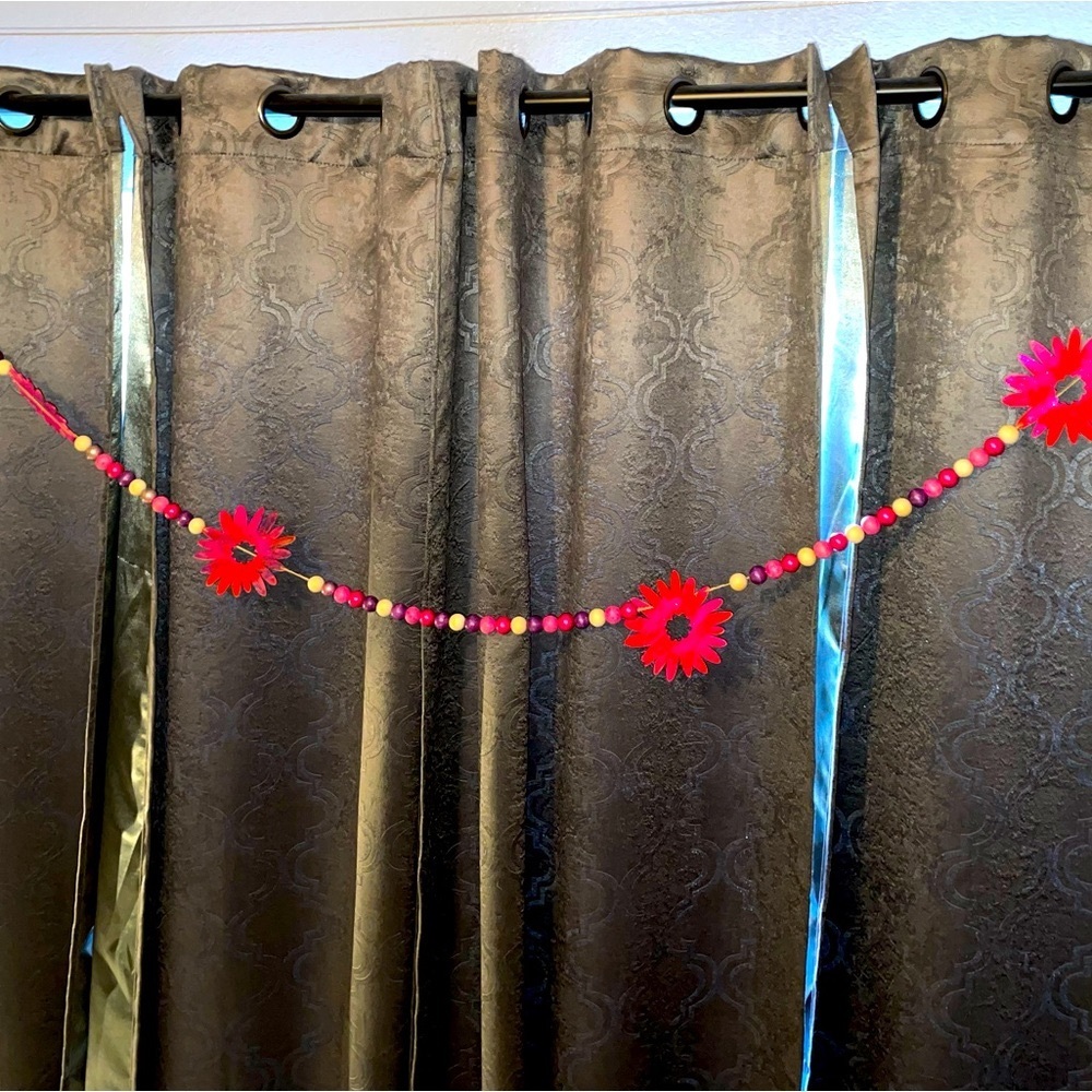Wooden Beaded Floral String Decor